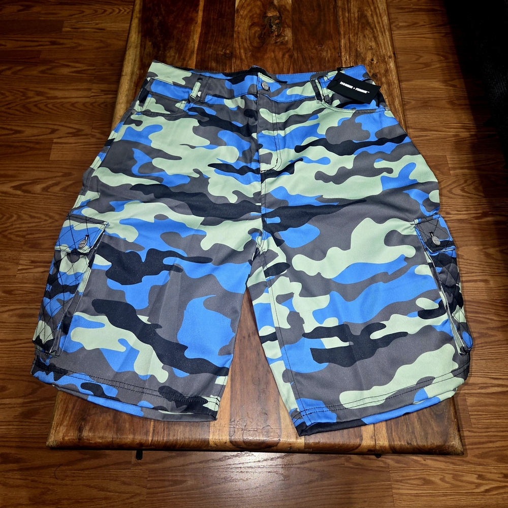 Homme Femme Men's Camo Cargo Shorts